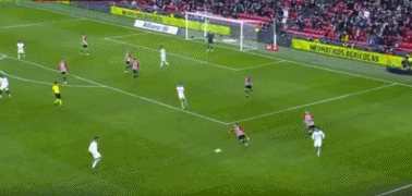 英媒：图赫尔与本怀特进行深入交谈，后者或将重返英格兰队