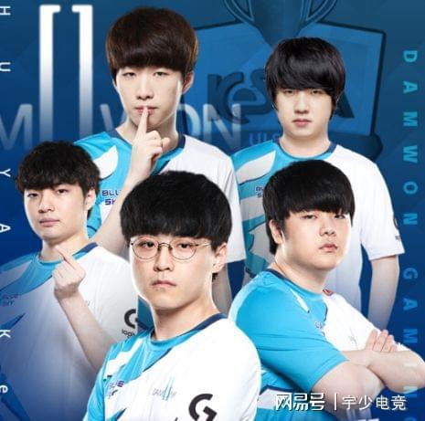 满某位西甲 满某位西甲