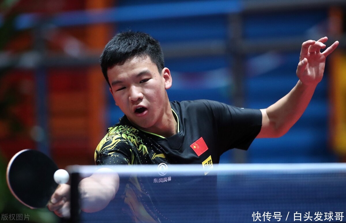 他表现得冷 他表现得冷