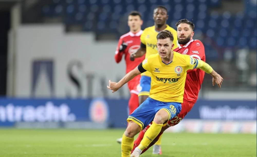 口中反复提 口中反复提