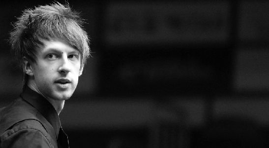 更因场上球 更因场上球